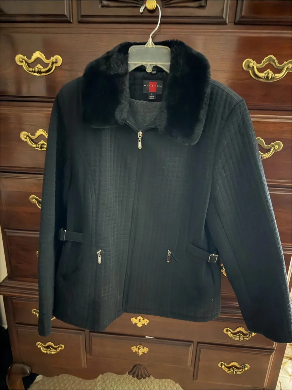 Women’s Black Quilted Jacket with Faux Fur Collar